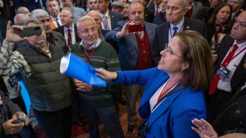 Demokrat Parti kongresinde adaylığı kabul edilmeyen İlay Aksoy: Partimizin itibarı adına gerekli yasal işlemleri başlatacağız!